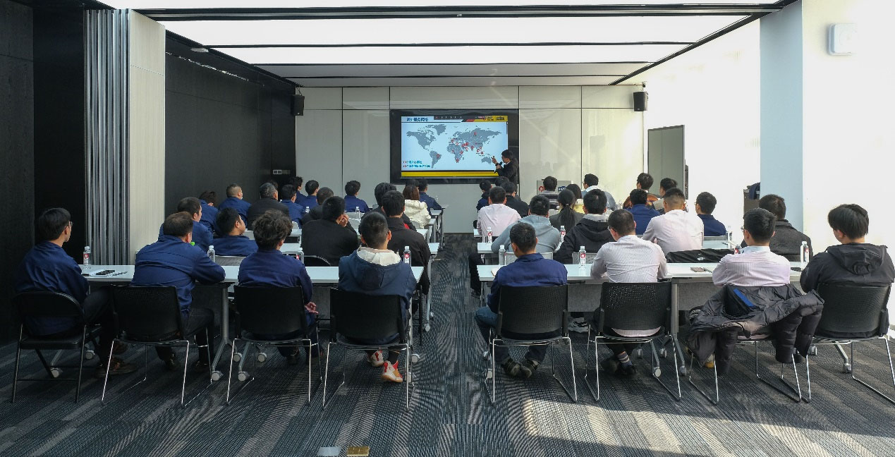 邁向未來 共同成長(zhǎng)！泉工股份新員工入職培訓(xùn)圓滿舉行